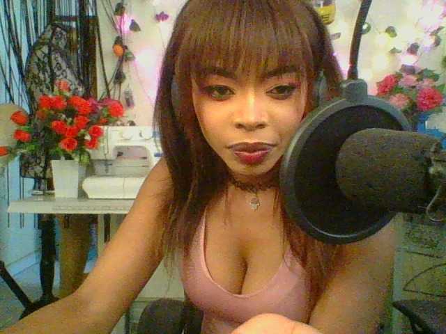 Lilianjackson's BongaCams show and profile