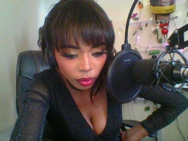 Lilianjackson's BongaCams show and profile