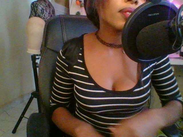 Lilianjackson's BongaCams show and profile