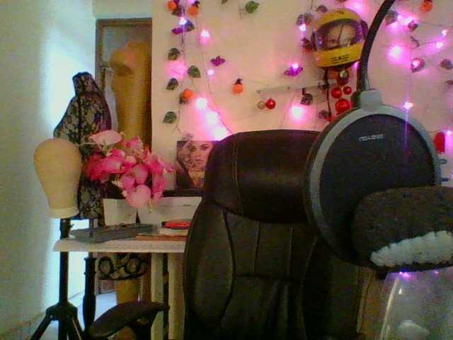 Lilianjackson's BongaCams show and profile