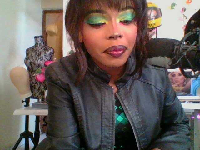 Lilianjackson's BongaCams show and profile