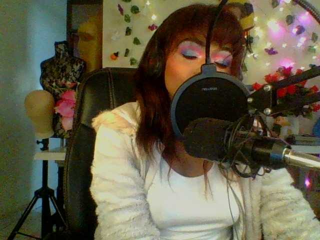 Lilianjackson's BongaCams show and profile