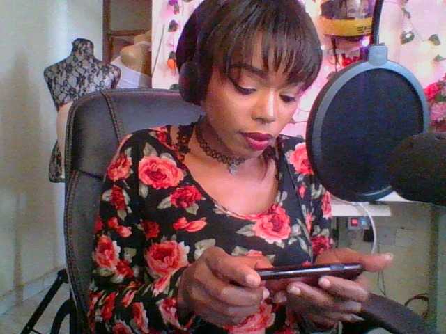 Lilianjackson's BongaCams show and profile