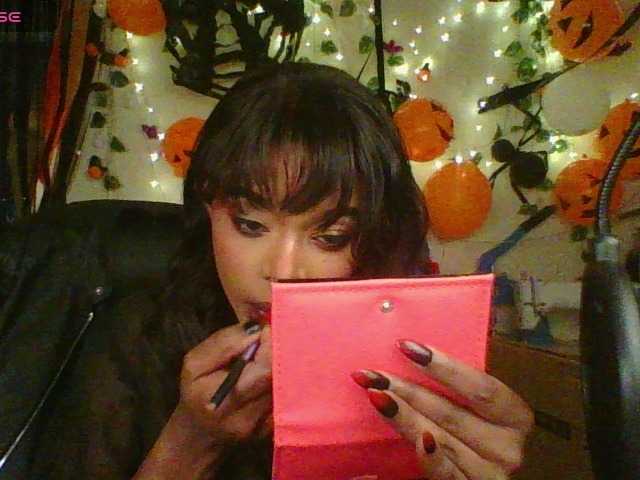 Lilianjackson webcam bongacams model stream image