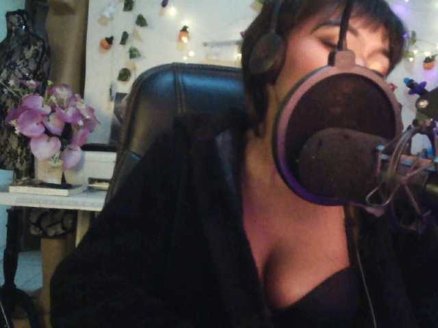 Lilianjackson's BongaCams show and profile