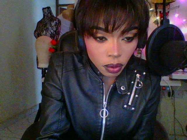 Lilianjackson's BongaCams show and profile