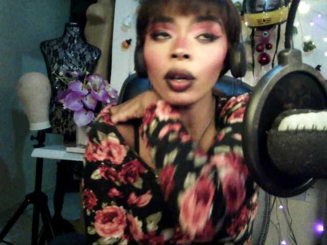 Lilianjackson's BongaCams show and profile