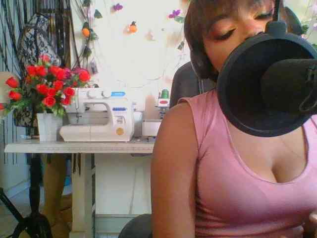 Lilianjackson webcam