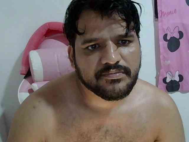 Hotbearman Live Webcam on BongaCams