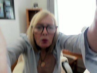 Victoria68xx Porn Show