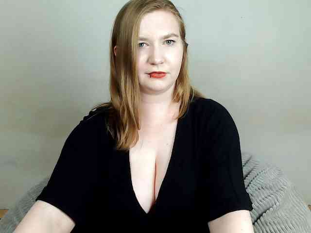 LaraAngel