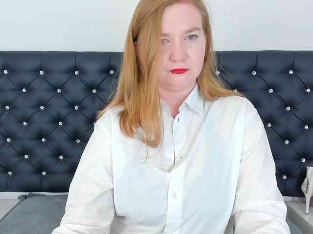 LaraAngel