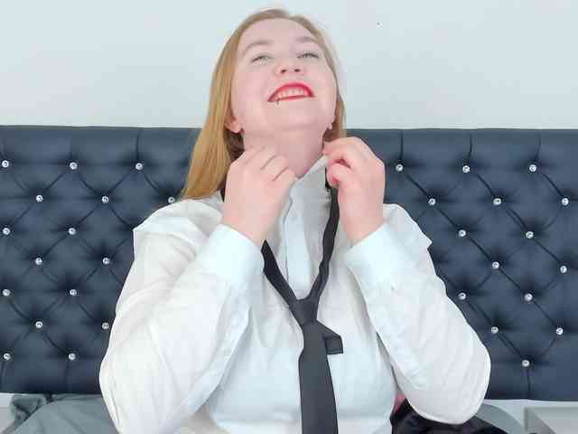 LaraAngel