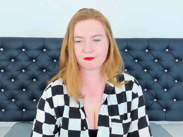 LaraAngel webcam