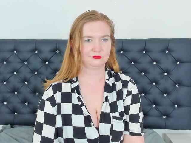 LaraAngel