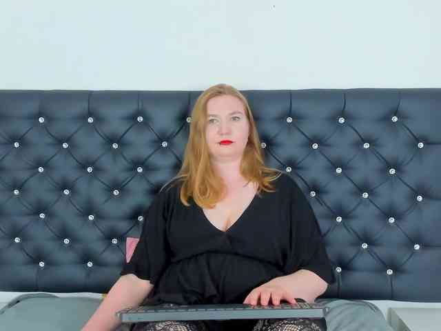 LaraAngel webcam