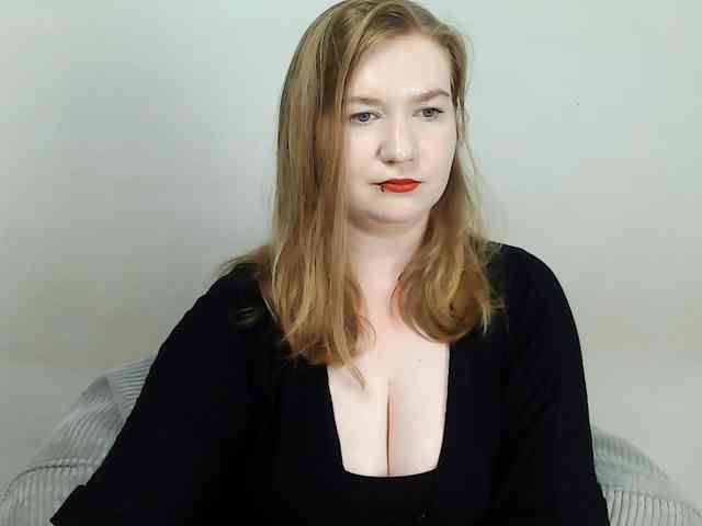 LaraAngel