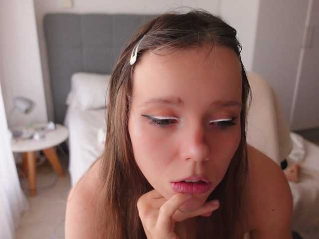 AyraLust's BongaCams show and profile