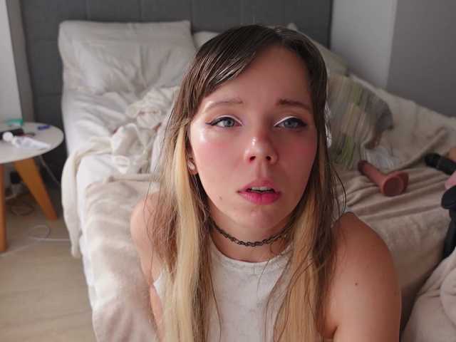 AyraLust's BongaCams show and profile