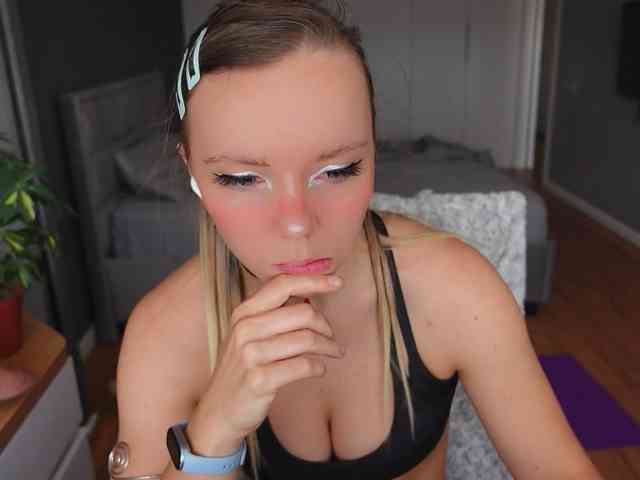 AyraLust webcam