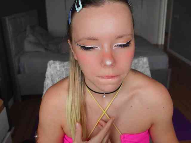 AyraLust webcam