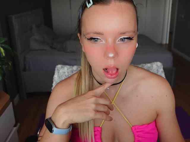AyraLust webcam