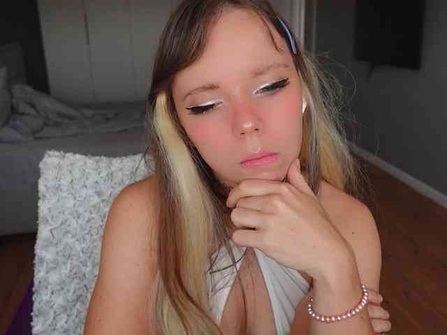 AyraLust webcam