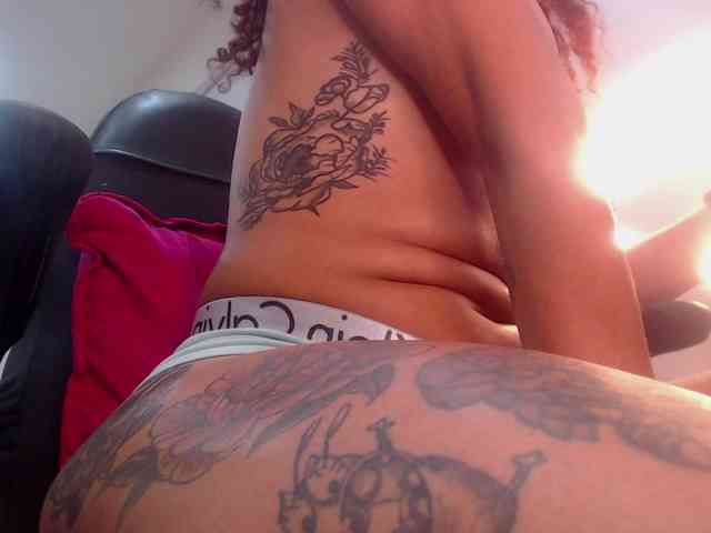 DolceHotXX Live Webcam on BongaCams