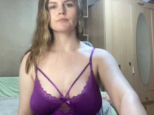 AnitaGlamorX's BongaCams show and profile