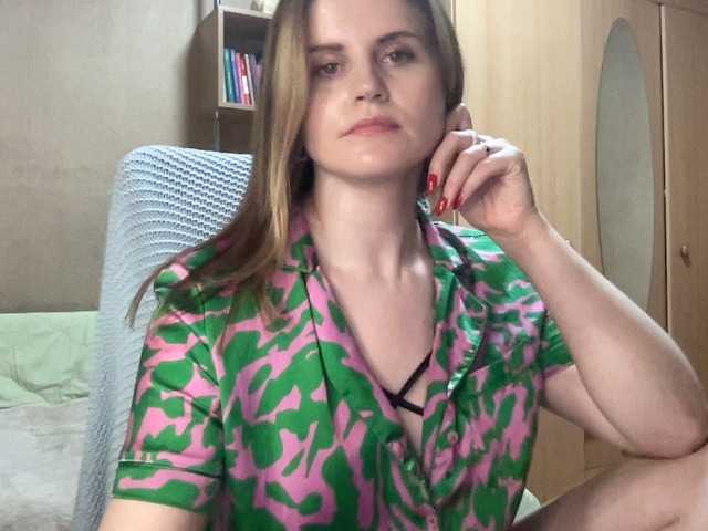 AnitaGlamorX's BongaCams show and profile
