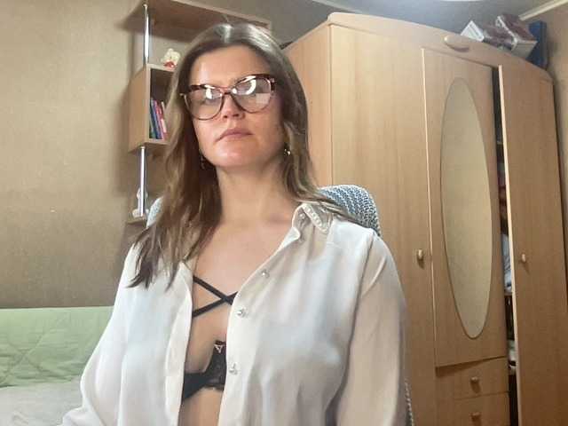 AnitaGlamorX's BongaCams show and profile