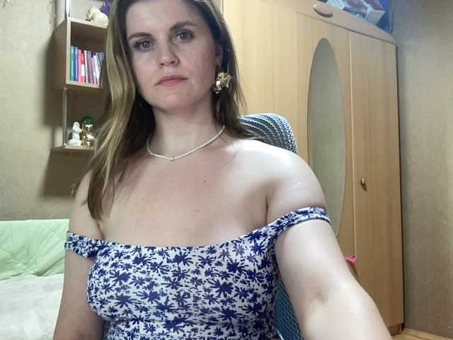 AnitaGlamorX's BongaCams show and profile