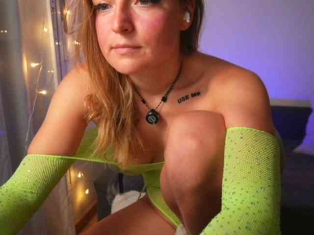 Ameliasweety Ameliasweety