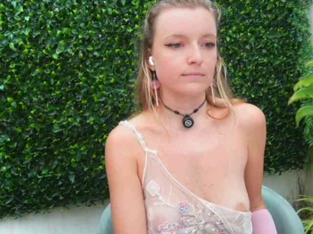 Ameliasweety webcam