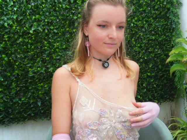 Ameliasweety webcam