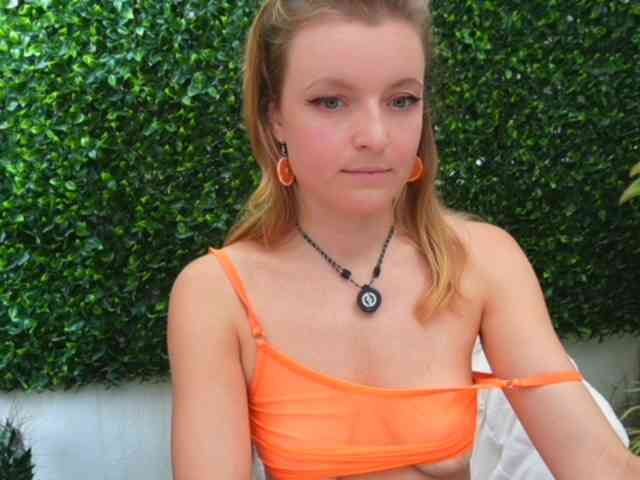 Ameliasweety webcam