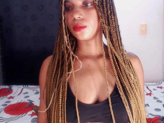 Cata-Santana's BongaCams show and profile