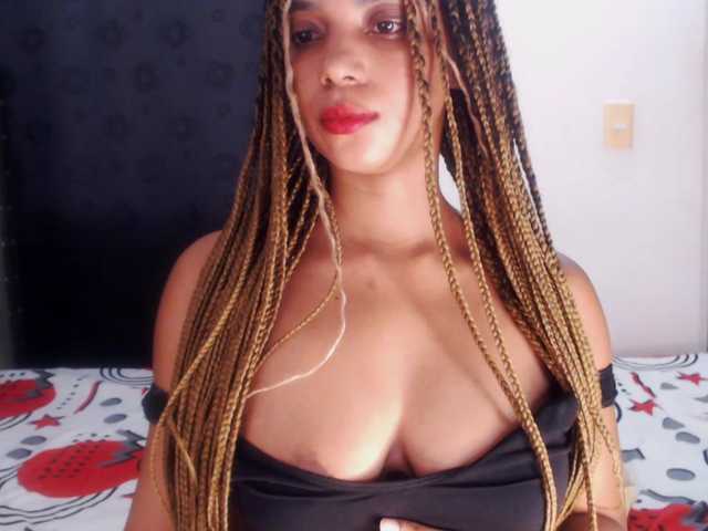 Cata-Santana's BongaCams show and profile