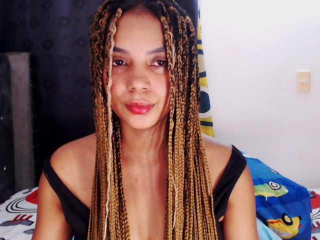 Cata-Santana's BongaCams show and profile