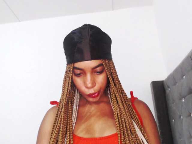 CataSantana_ webcam bongacams model stream image