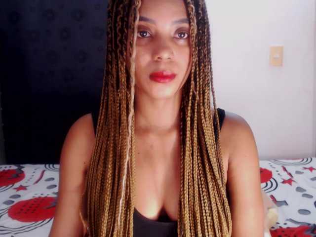 Cata-Santana's BongaCams show and profile