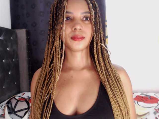 Cata-Santana live cam profile