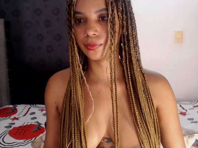 Cata-Santana's BongaCams show and profile