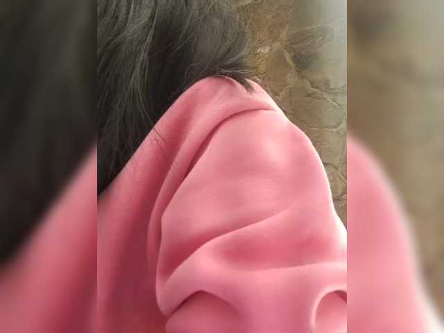 ChloeMontes's BongaCams show and profile