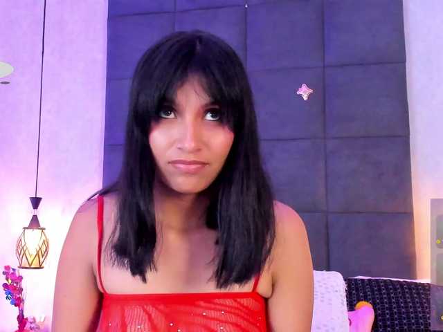 ChloeMontes's BongaCams show and profile