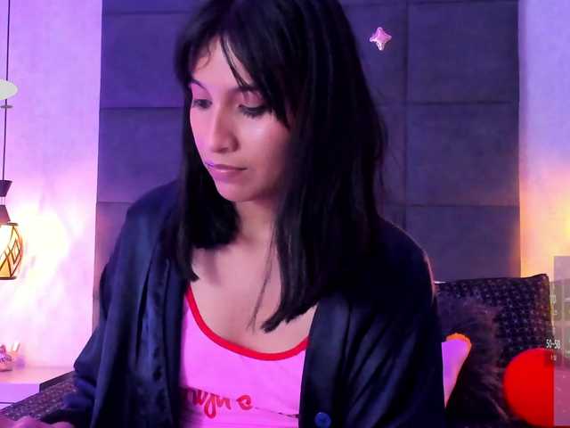 ChloeMontes's BongaCams show and profile