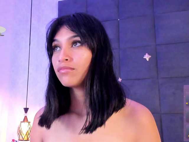 ChloeMontes's BongaCams show and profile