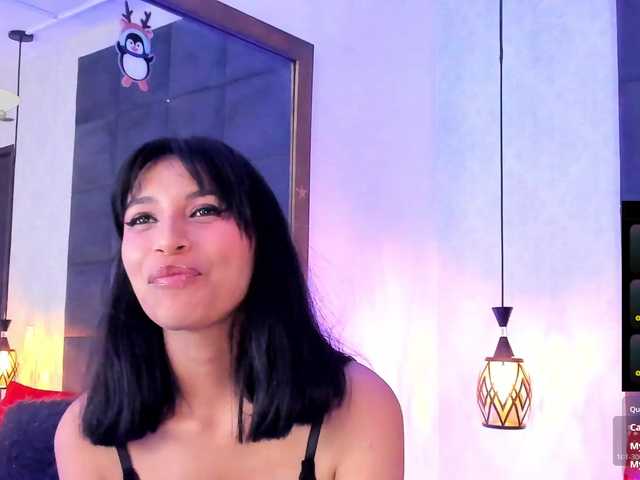 ChloeMontes's BongaCams show and profile
