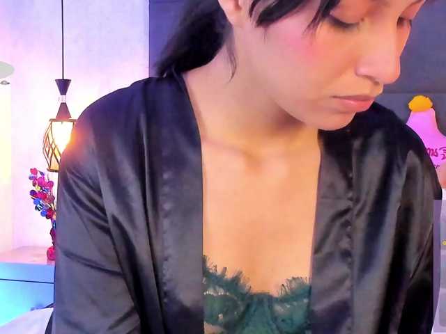 ChloeMontes's BongaCams show and profile