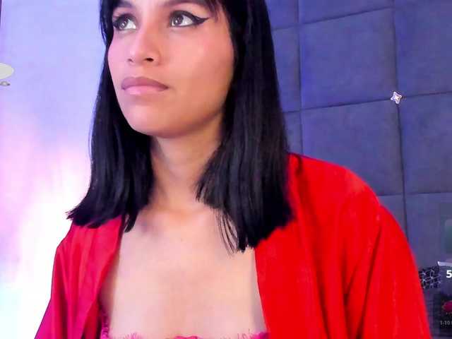 ChloeMontes's BongaCams show and profile